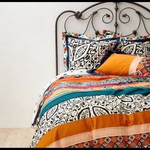 Anthropologie duvet cover queen